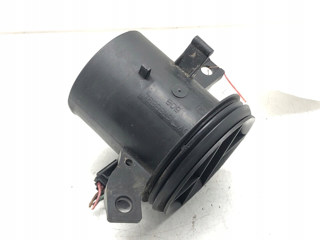 фото №1, Расходомер toyota auris 1.6b 22204-21010