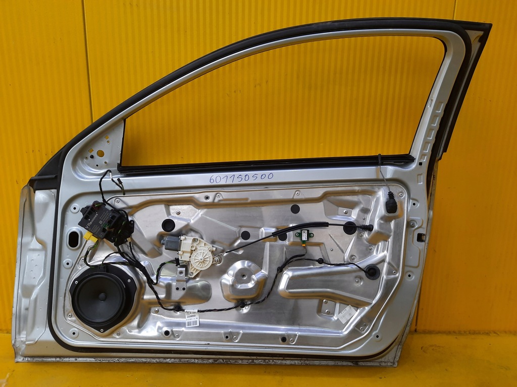 фото №7, Mercedes w204 coupe дверь перед правое