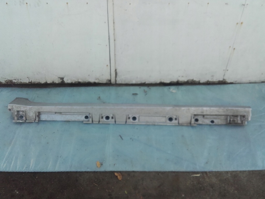 фото №1, Молдинг порог правая toyota corolla e21 75850-02230