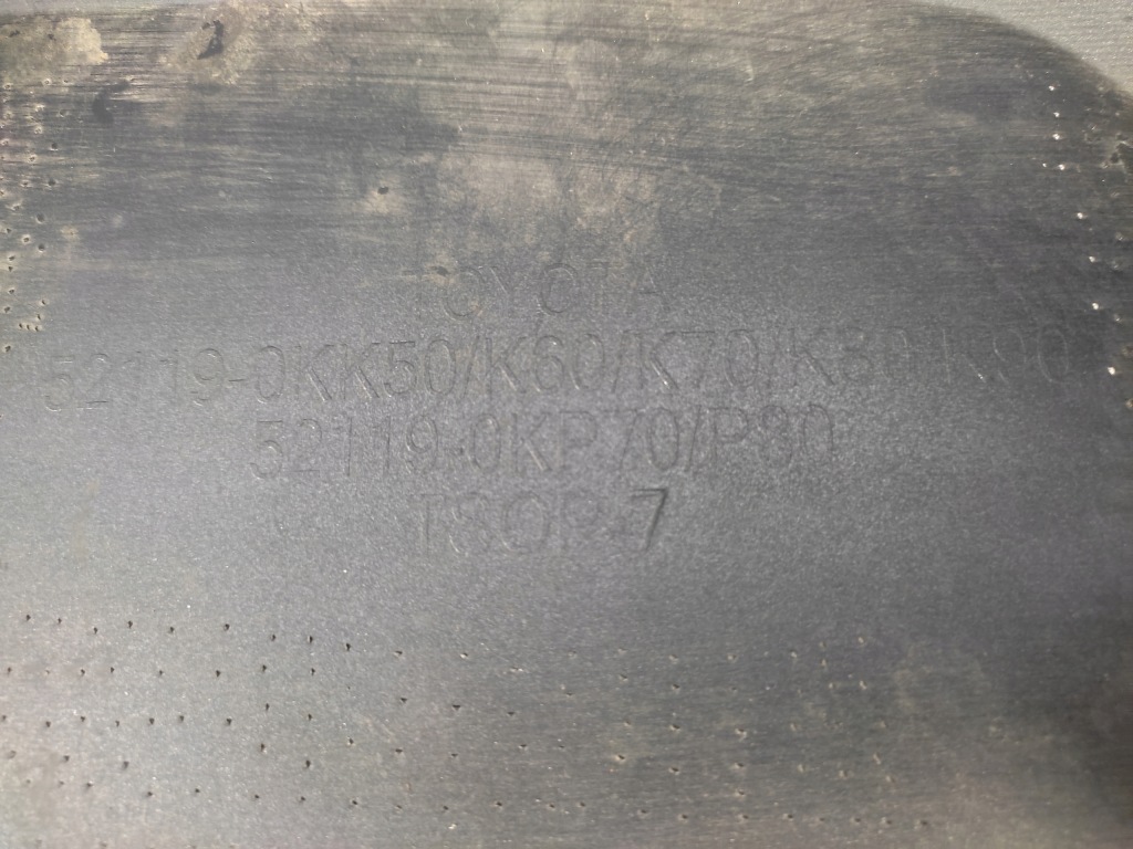 Toyota hilux viii рестайлинг  бампер передний перед 2020- Оригинал