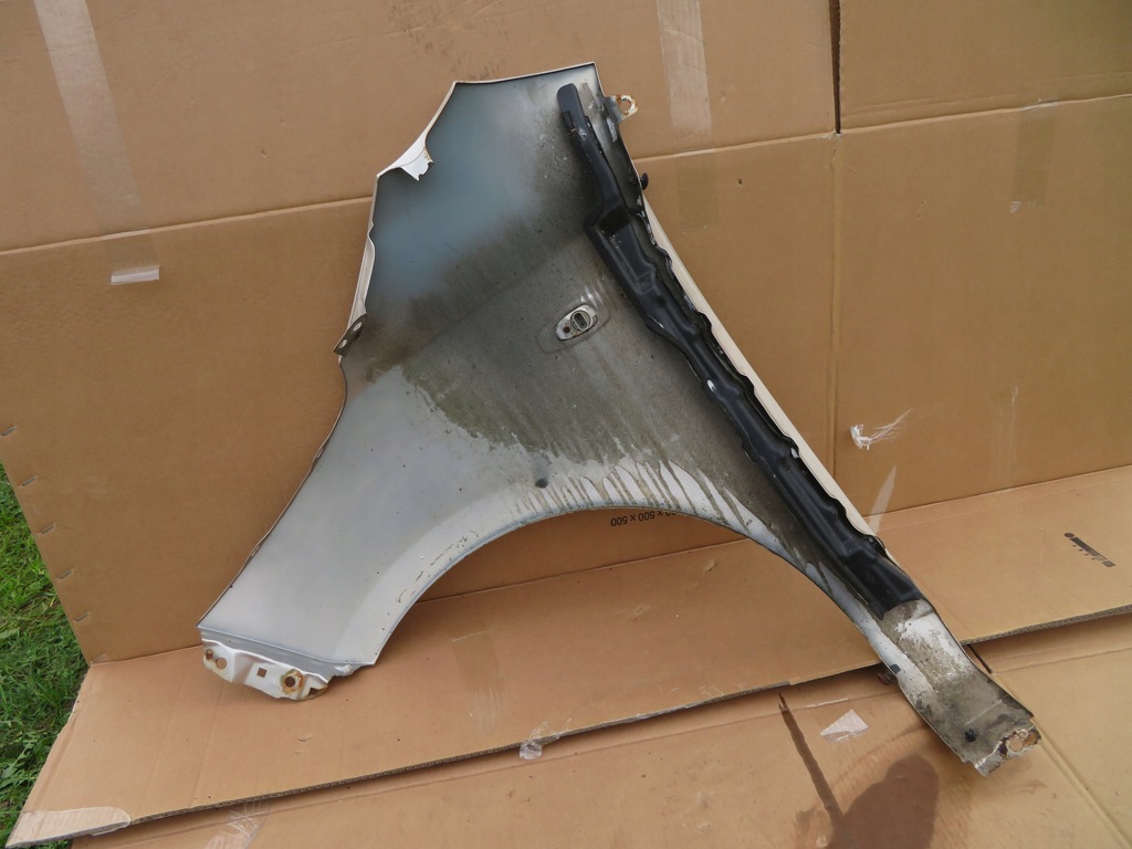 фото №11, Hyundai i10 10-13 крила перед правий передній qz