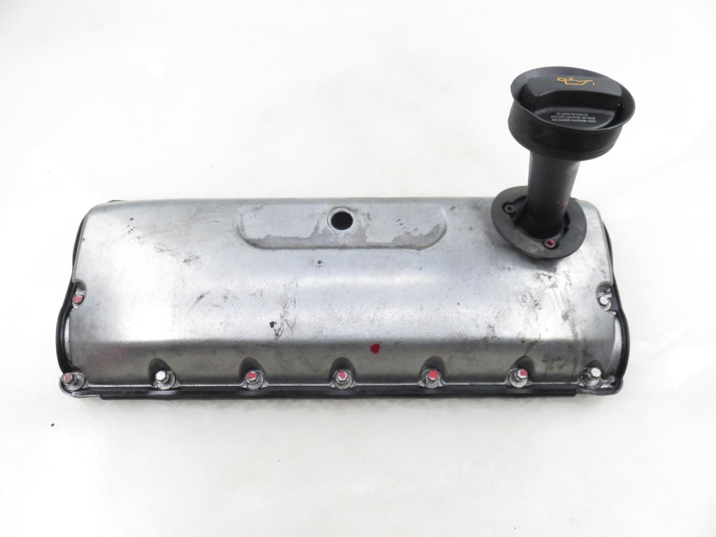 Купить Крышка клапанов vw transporter t5 2.5 tdi - axd axd 070103469a 070115308g