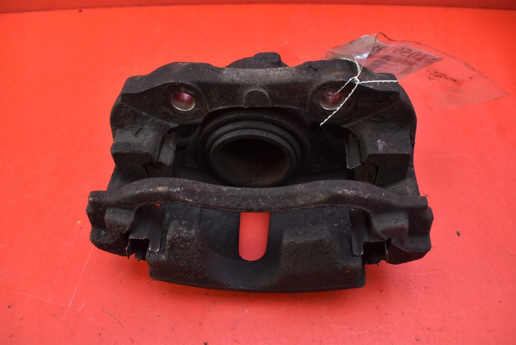 Супорт гальмівний правий перед 9805497780 peugeot 208 1 i 1.2 vti 82 km 12-16 Недорого