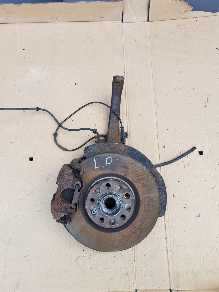 фото №1, Alfa romeo 159 1.9 поворотный кулак ступица левый перед abs