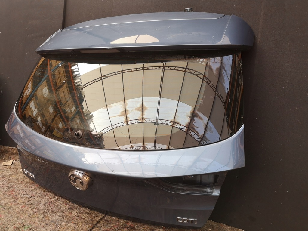 фото №2, Крышка багажника задняя opel astra v k chatchback