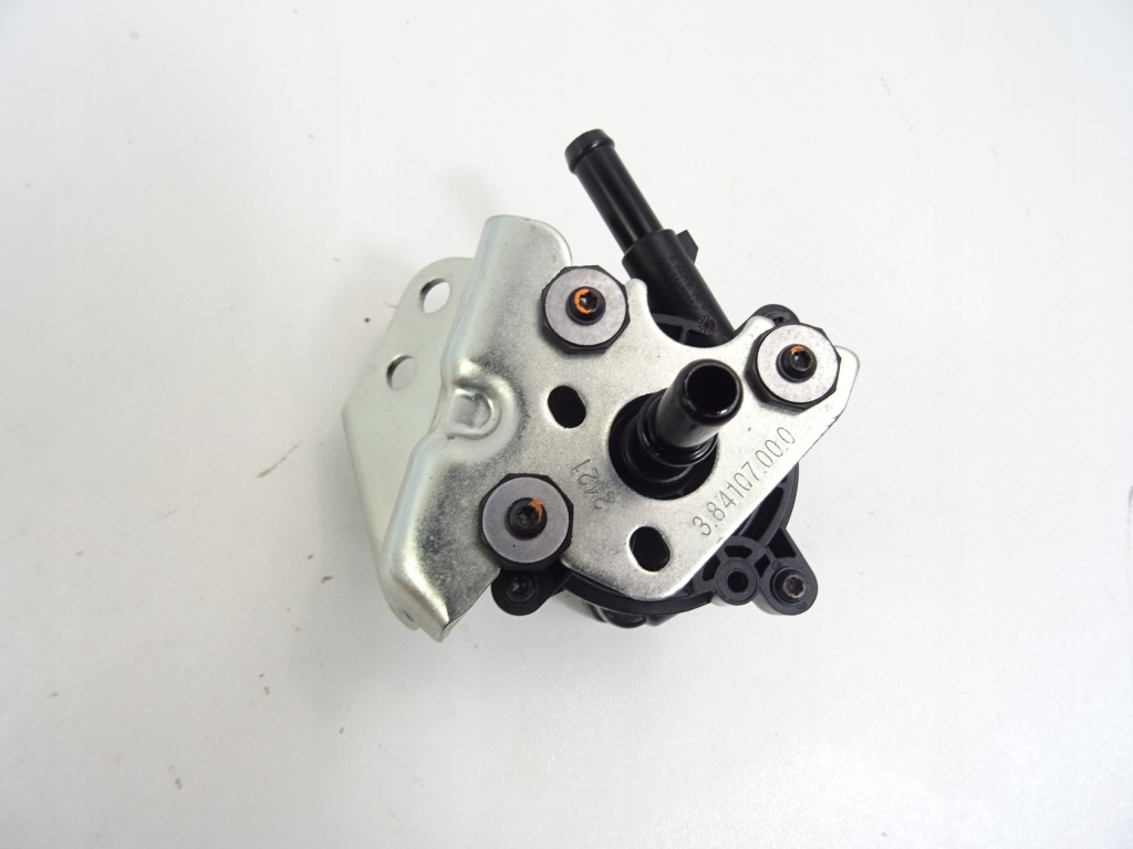 X-trail iv t33 1.5 vc-t e-power kr15 додаткова насос води кронштейн   149406rc2a в Україні