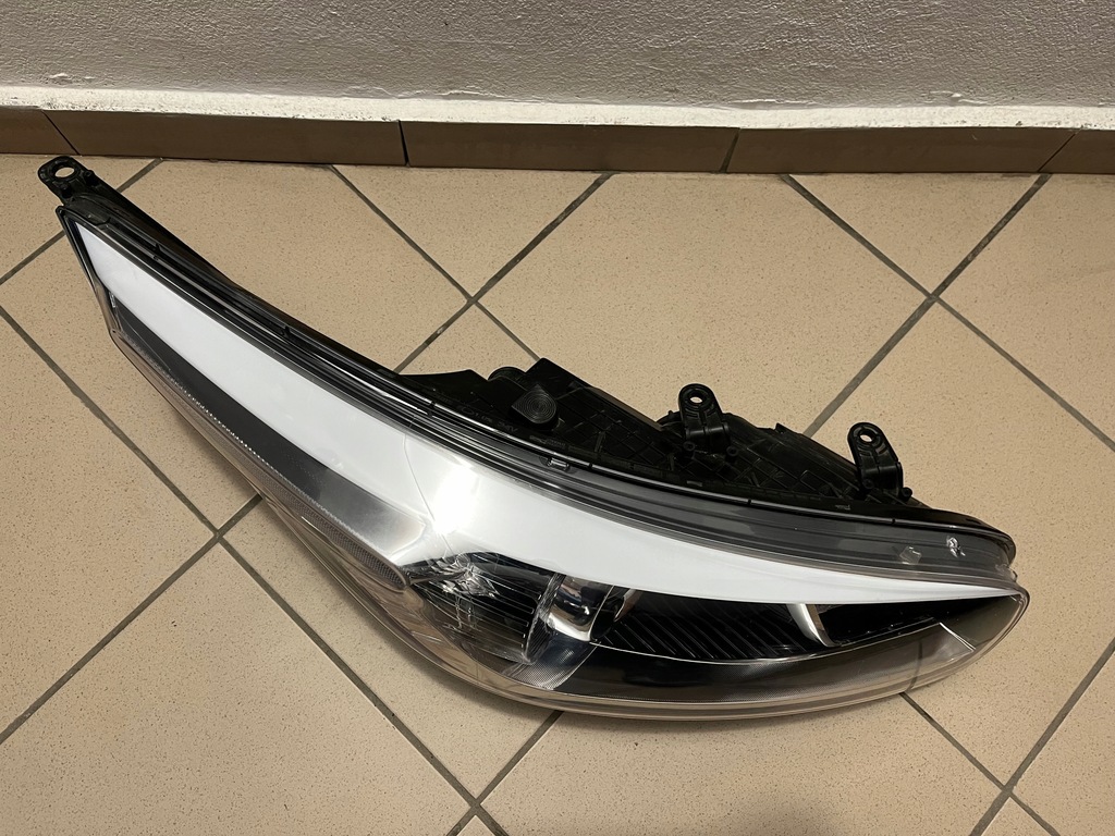 фото №10, Лампа передня перед права kia ceed ii 2 12- 92102-a2010