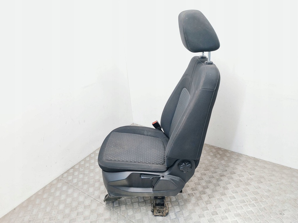 фото №6, Ford transit - tourneo connect 2019 ліва сторона сидіння передній водія