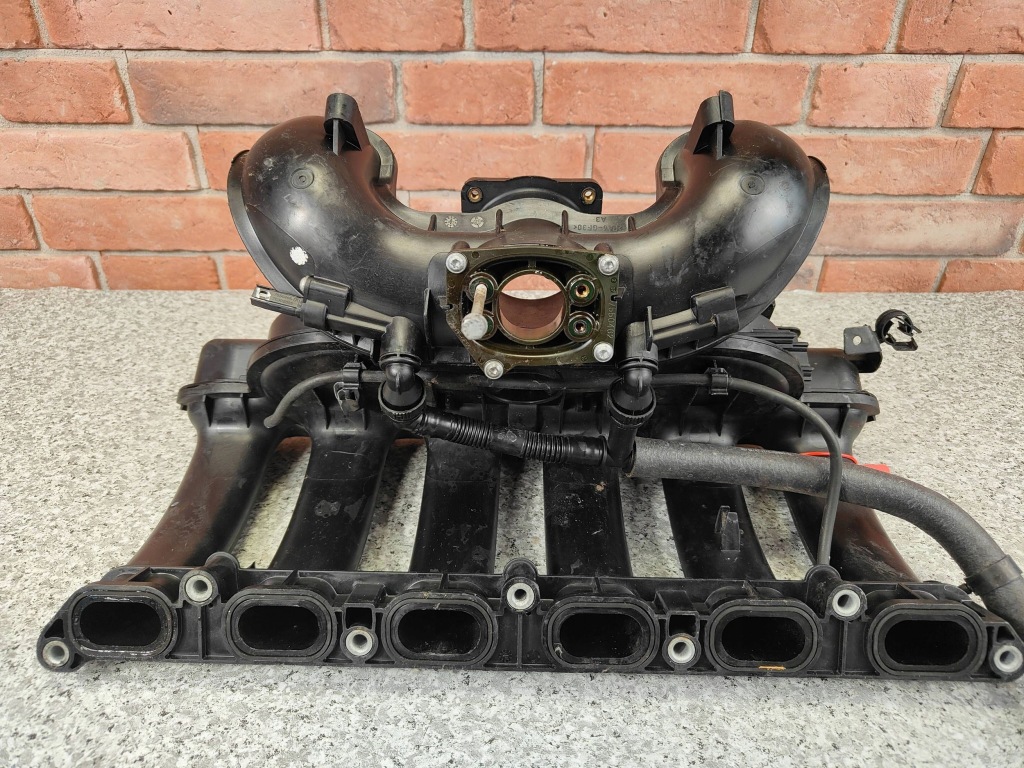 Купити Bmw e90 e60 n53 b25 колектор впускний  7534749 на 1x disa