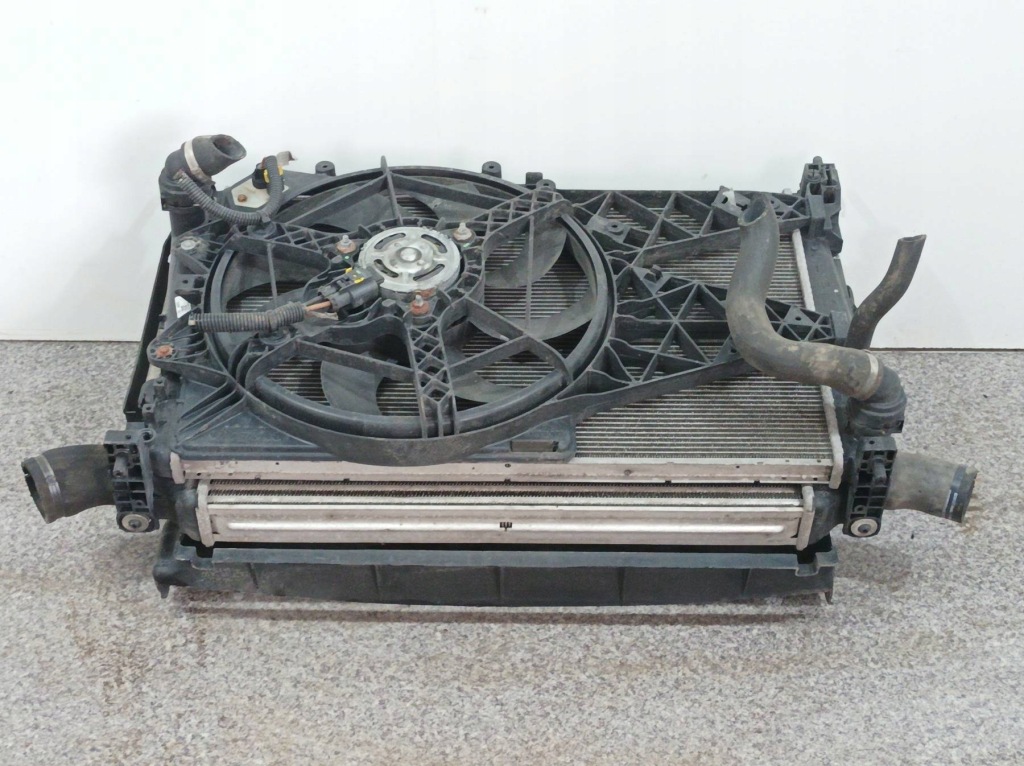 Радіатор води кондиціонера інтеркулер вентилятор 1.4 t fiat bravo 2 Зі Шроту