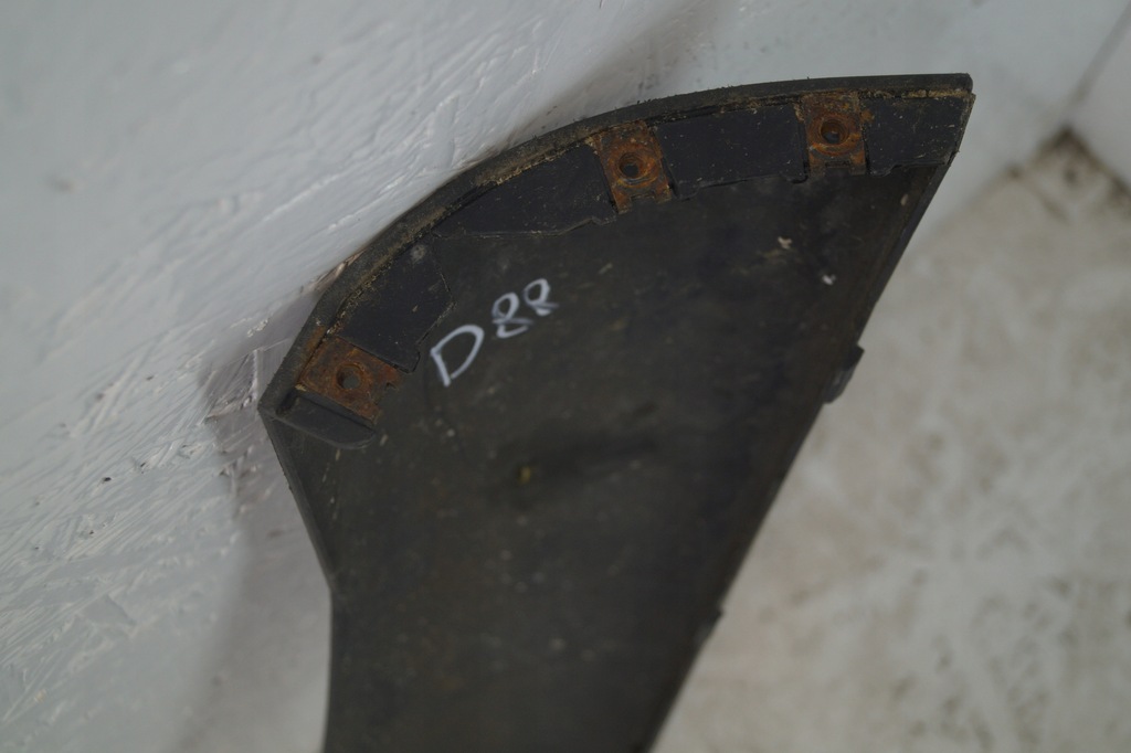 фото №11, Volvo v50 накладка бампера задняя 30678008