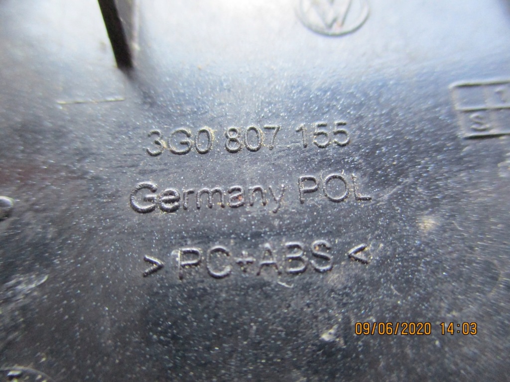 фото №3, Vw passat b8 заглушка фаркоп бампер перед