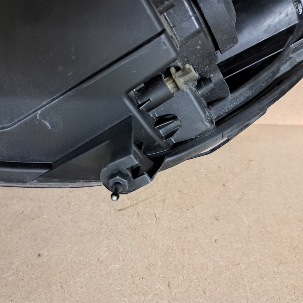 фото №5, Ford transit courier lift лампа фара правый europa