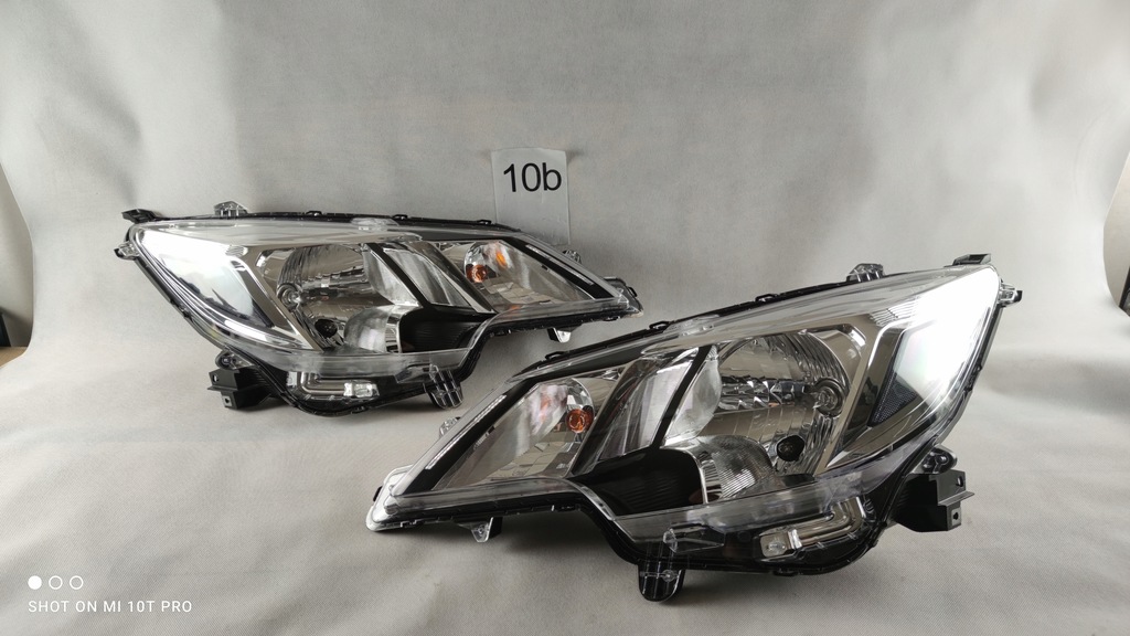 фото №1, Mitsubishi space star фара левый правый лампа