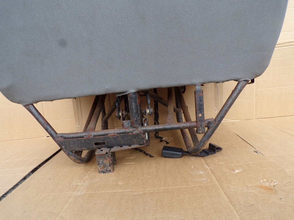 фото №9, Ford transit 91- сиденье двойной правый заднее сиденье пассажира