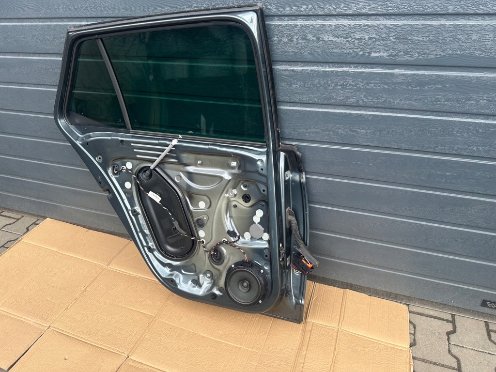 фото №10, Skoda fabia iii hb 5d дверь задние левая 19r lf7y