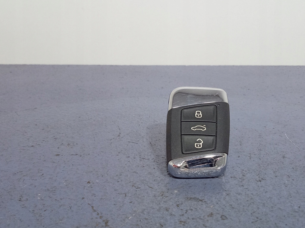 фото №1, Vw arteon ключ pilot 3g0959752al