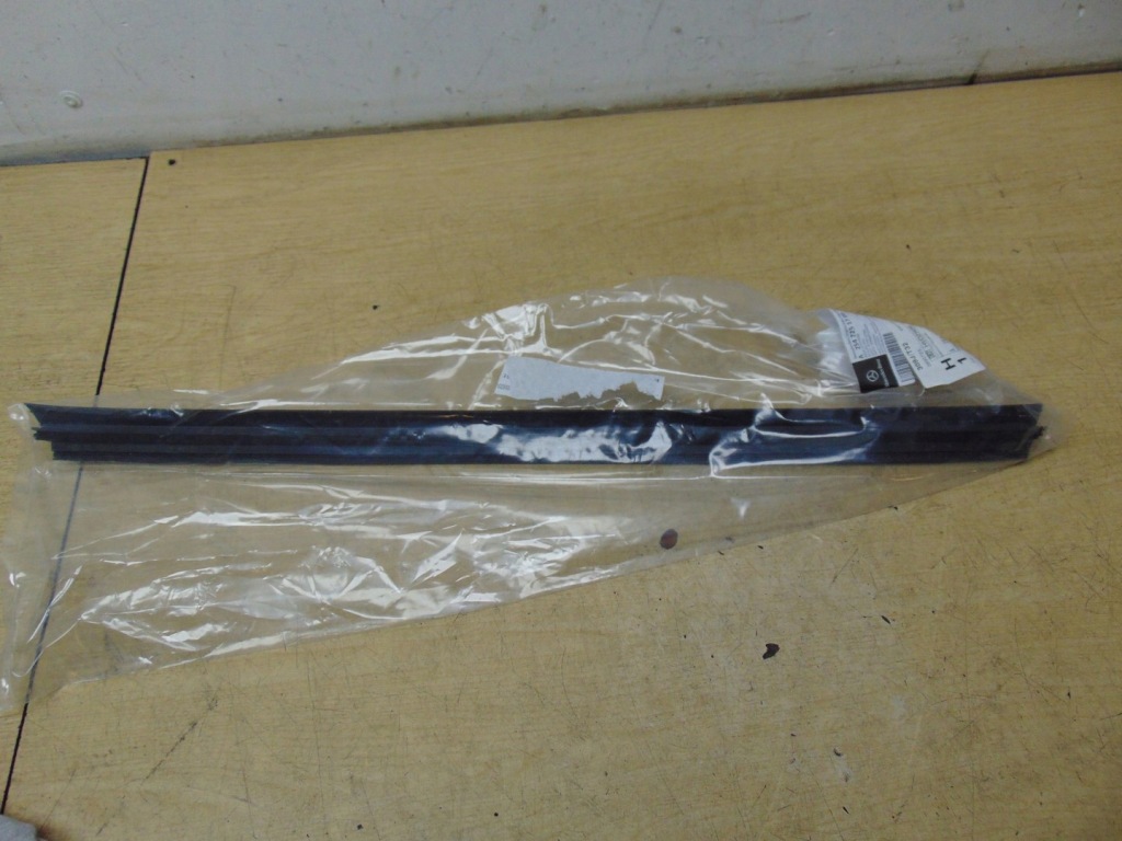 Купить Прокладка молдинг mercedes glc w254 a2547251700 nowa оригинал