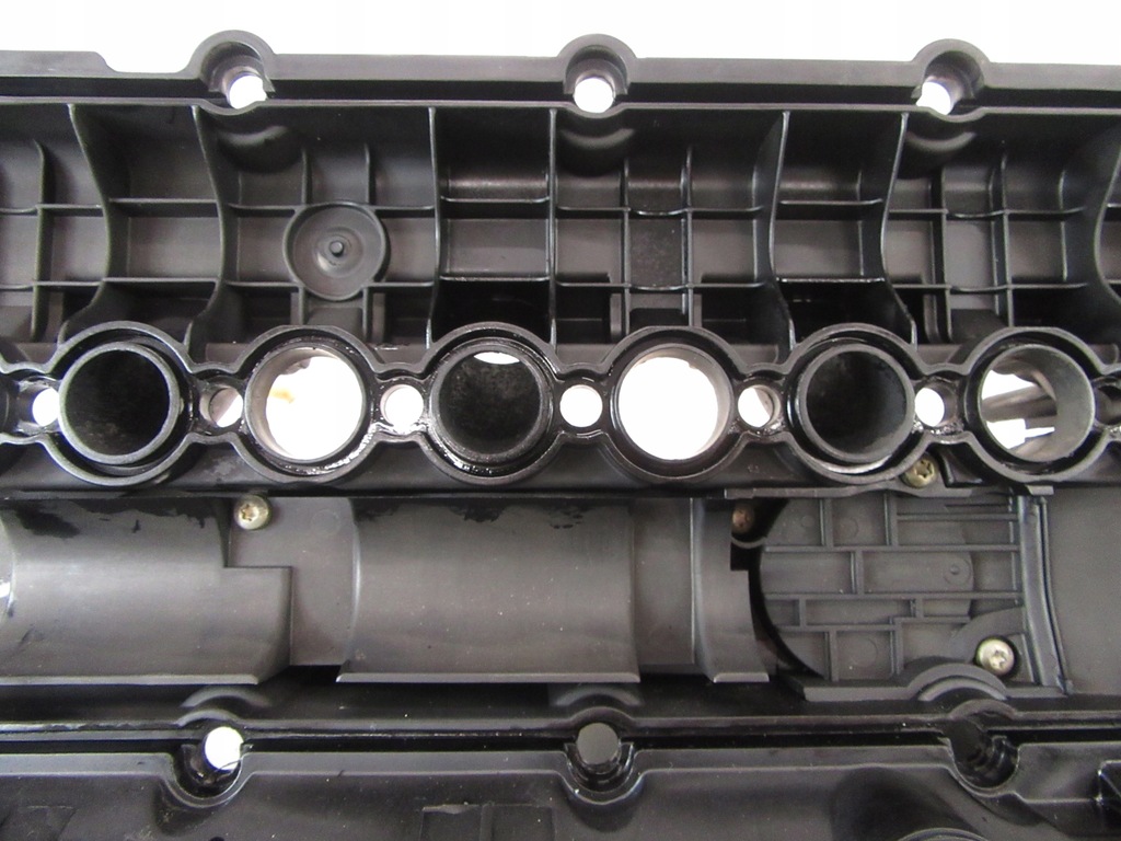фото №6, Крышка клапанов bmw e38 e39 e46 e53 2.5 3.0 m57 167km 184km 193km 306d1