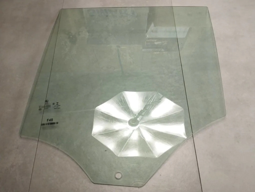 фото №1, Bmw x1 f48 стекло левая задняя 2017