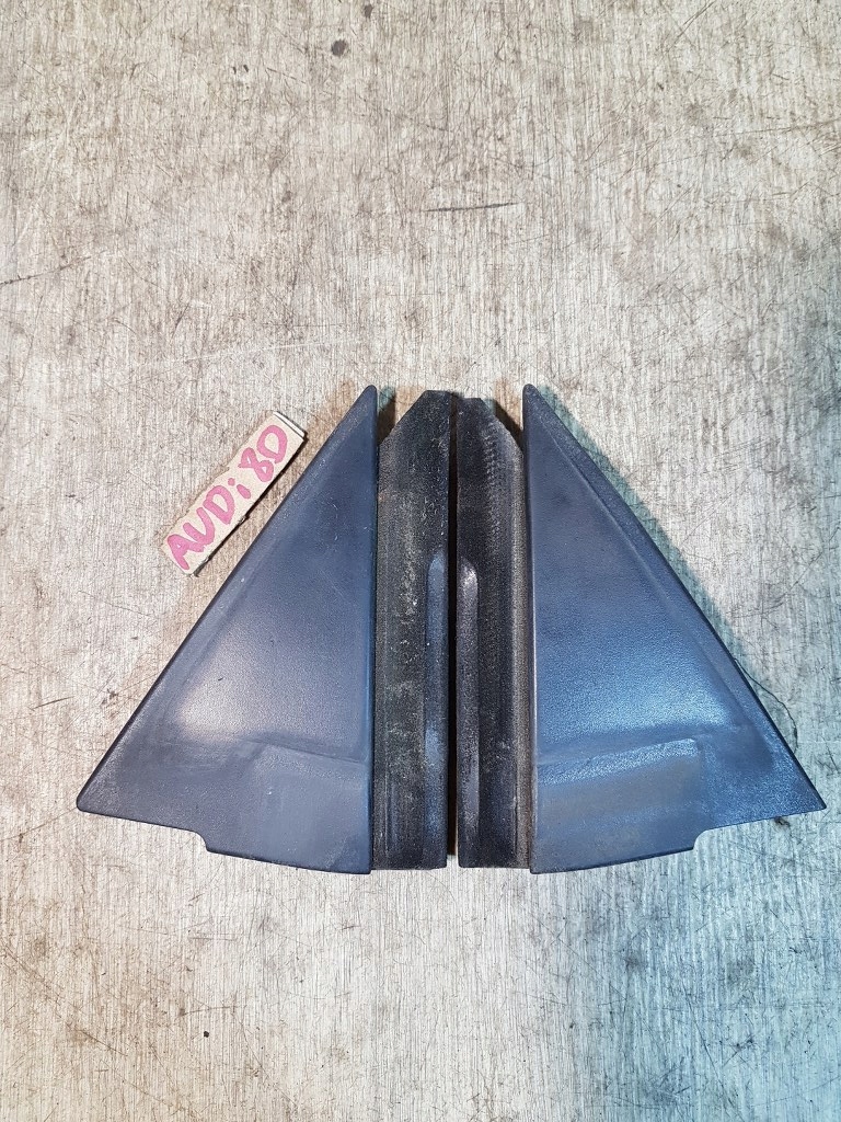фото №1, Треугольник защита дверь задняя пара audi 80 b3