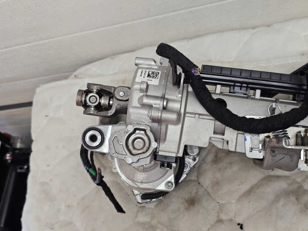 фото №8, Колонка підсилювач керма ford transit courier mk3 iii замок запалювання pilot