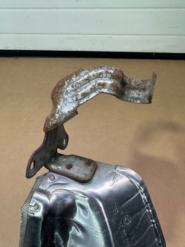 Защита коллектор выпускной mercedes w212 3.5 om276 4x4 4matic Киев