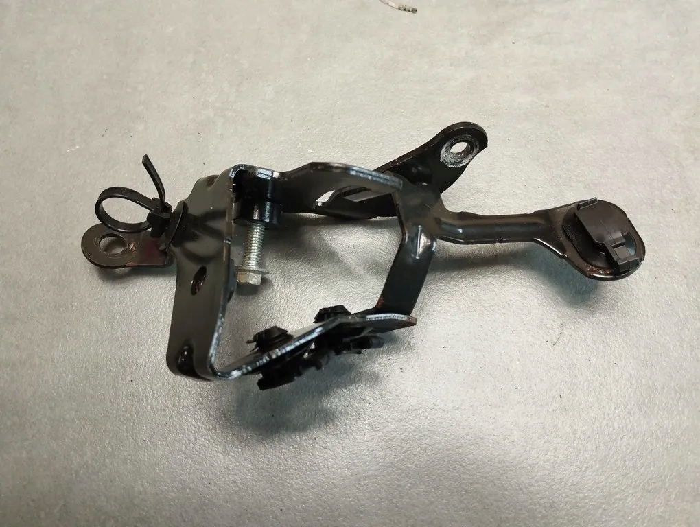 фото №1, Renault kadjar кронштейн кронштейн 223671227r