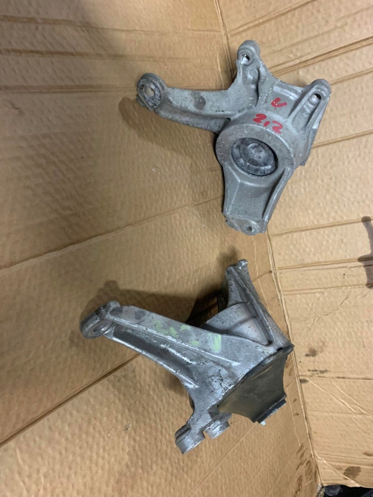 Купити Кронштейн двигуна honda civic ufo 2.2 __06-11 bdb