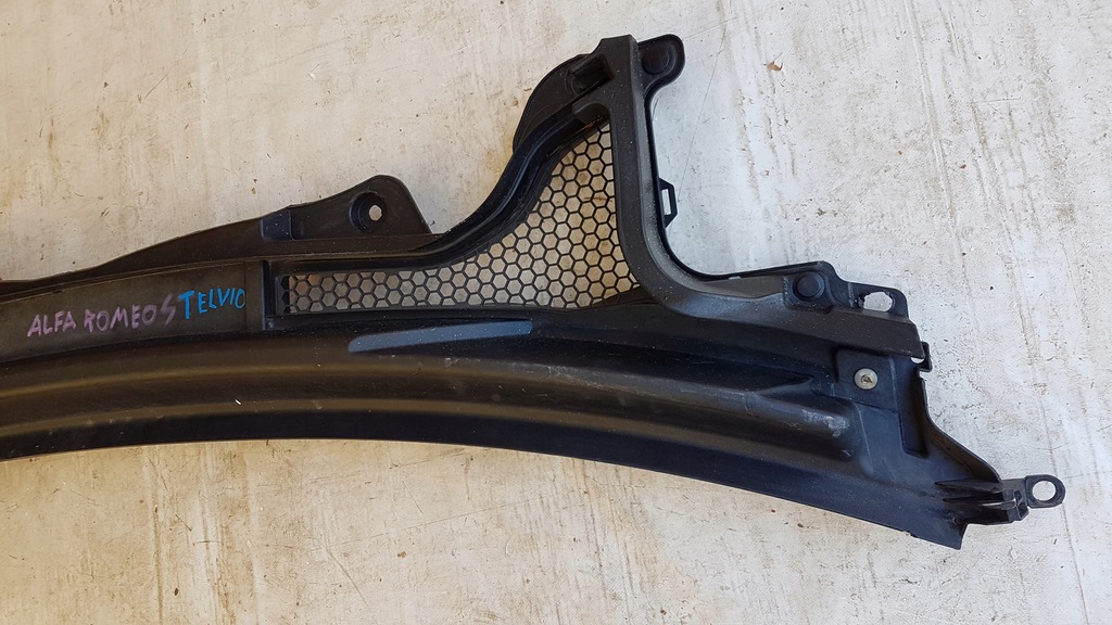 фото №3, Alfa romeo stelvio жабо kpl.