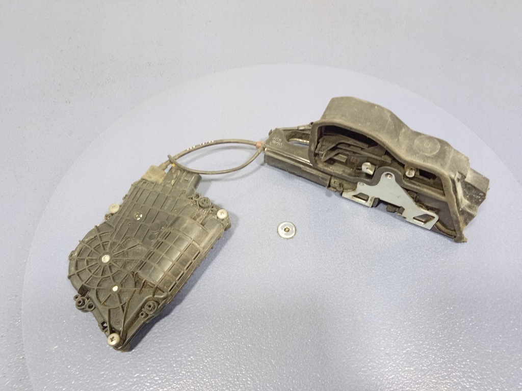 фото №2, Bmw 7 f01 f02 замок доводчик дверь задняя правый 7185688