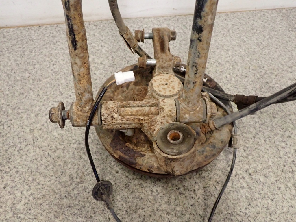 фото №4, Hyundai matrix 06- поворотный кулак задняя левая