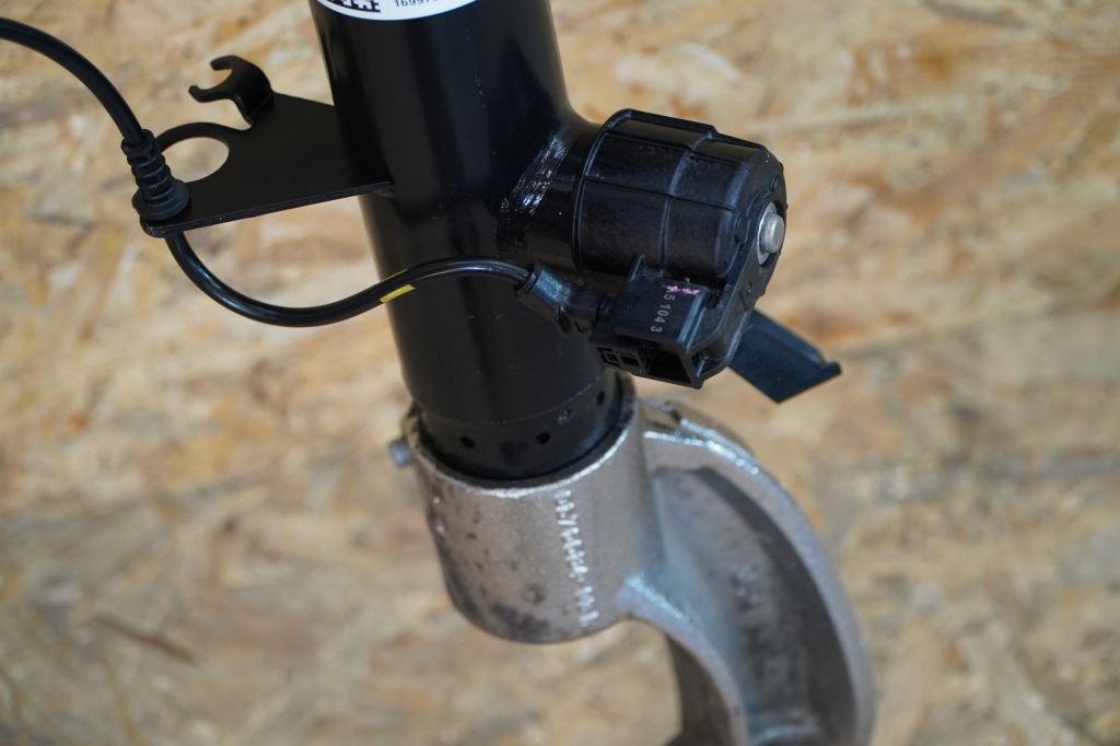 Амортизатор амортизаторна стійка перед 6896439 6896440 bmw x5 g05 x6 g06 23r oryg 20- Ціна