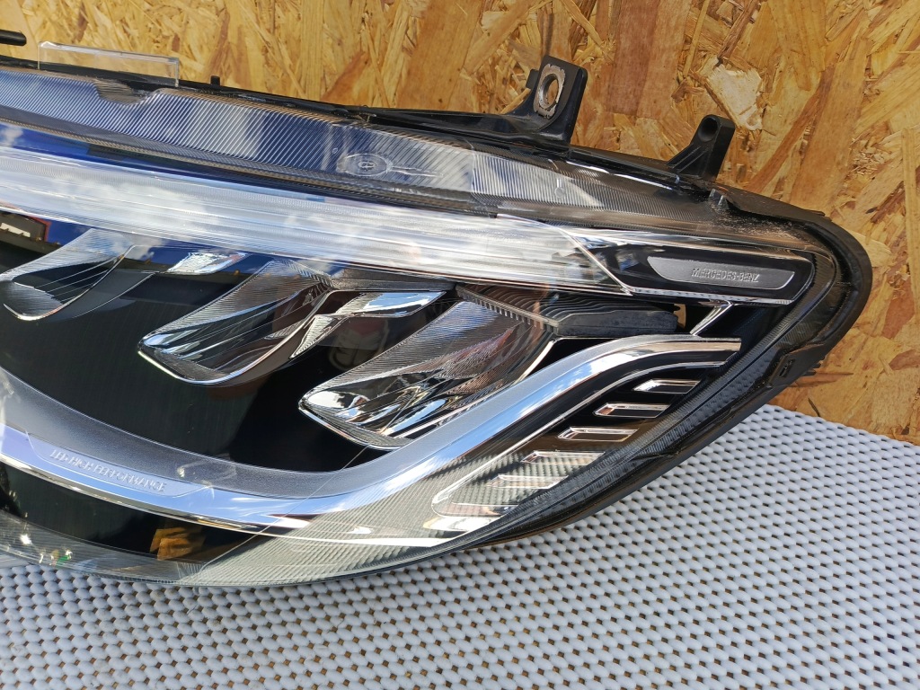 Фара перед ліва mercedes spreinter full led a9109065700 Оригінал