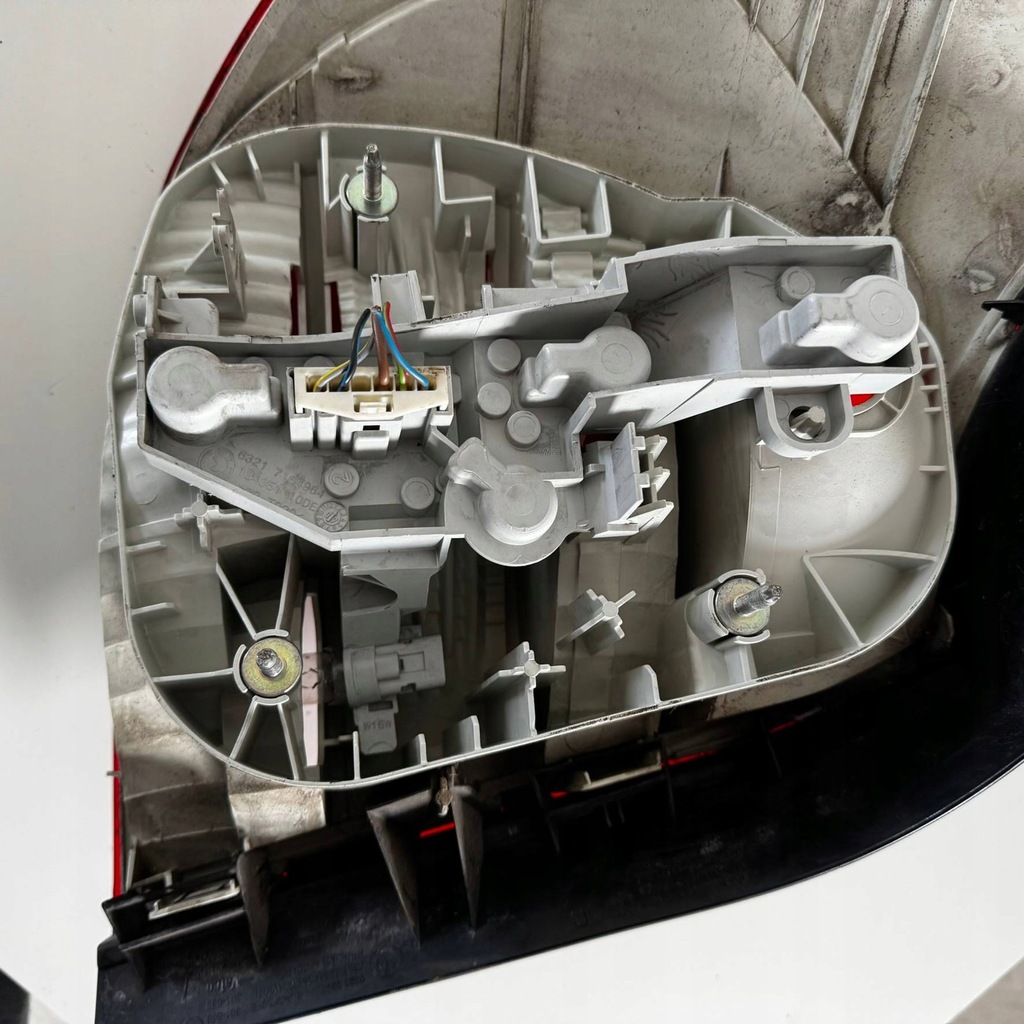 фото №11, Лампа правий задня права задня bmw 1 e81 e87 7154956