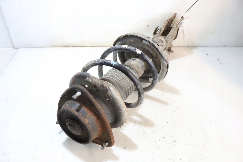 фото №1, Амортизационная стойка правый перед subaru forester iii 2.0