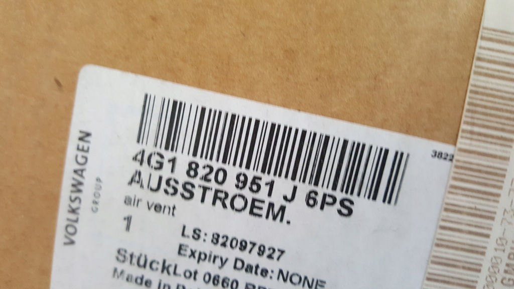 фото №9, Средняя решётка обдув audi a6 c7 a7 4g1820951j