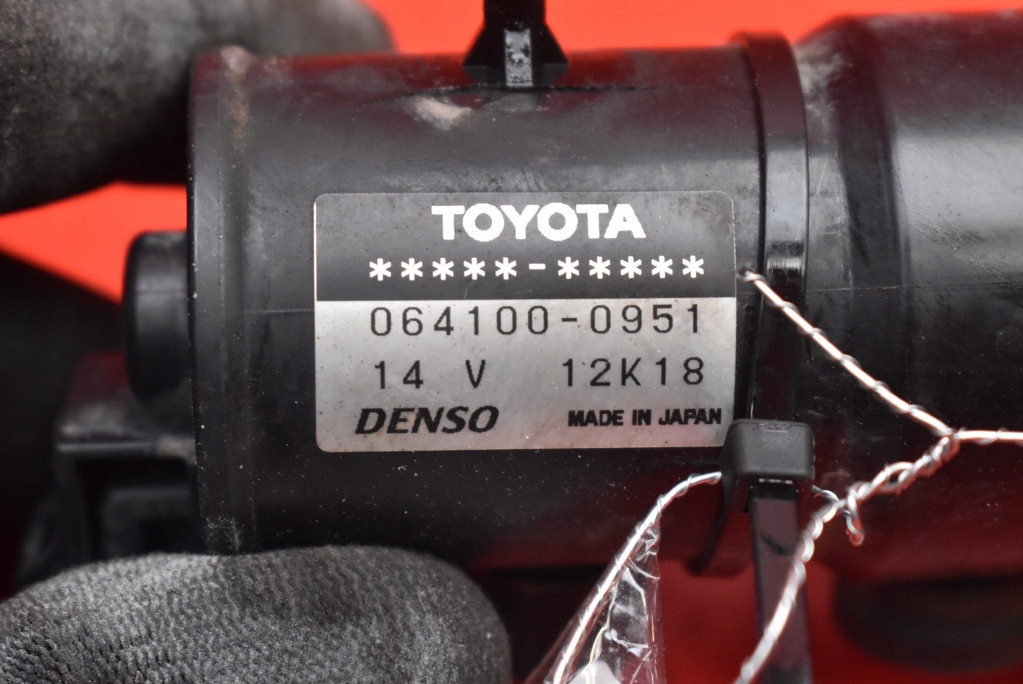 фото №7, Помпа насос циркуляція wody 064100-0951 toyota prius 2 ii xw20 1.5 vvti 78 km