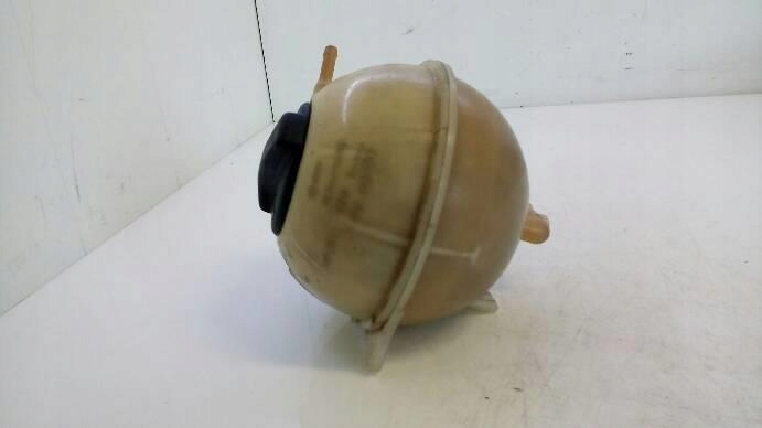 фото №7, Бачок розширювальний vw golf iii 96r. 1h0121407