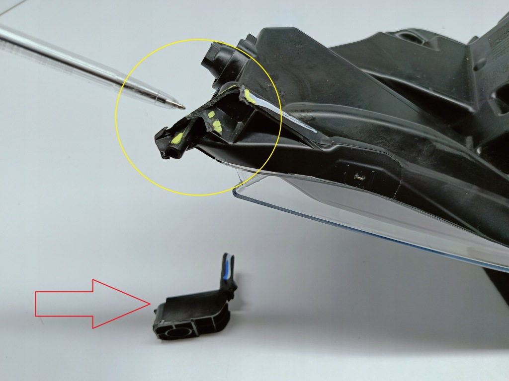 Renault trafic 3 рестайлинг  4 21- фара правый  перед led pure vision 260102899r Цена