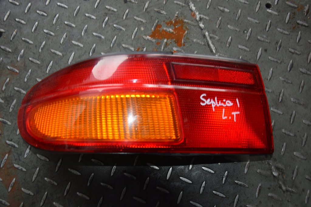 фото №1, Лампа лівий задня kia sephia i