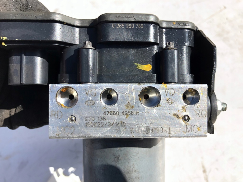 фото №3, Насос модуль блок управления abs renault clio iv 4