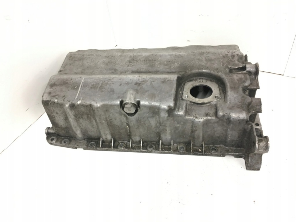 фото №1, Поддон масляная vw touran i 1.9 tdi 038103603ag