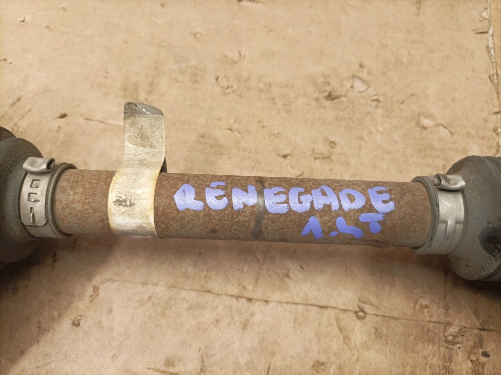 Приводной вал правая  перед 1.4 multiair jeep renegade Оригинал