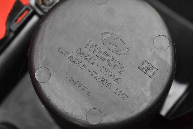 фото №13, Туннель средний подлокотник 84611-2c100 hyundai coupe 2 ii 01-05