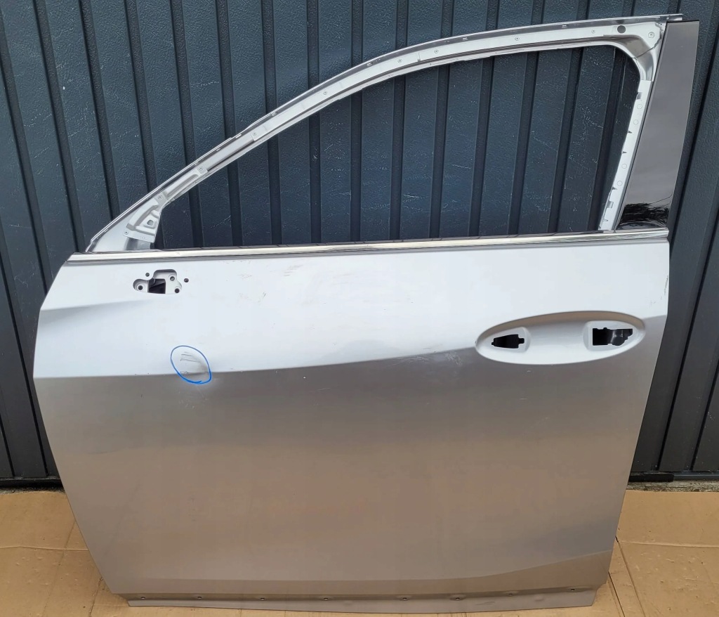 Купить Lexus ux 18- дверь перед передние левая fv