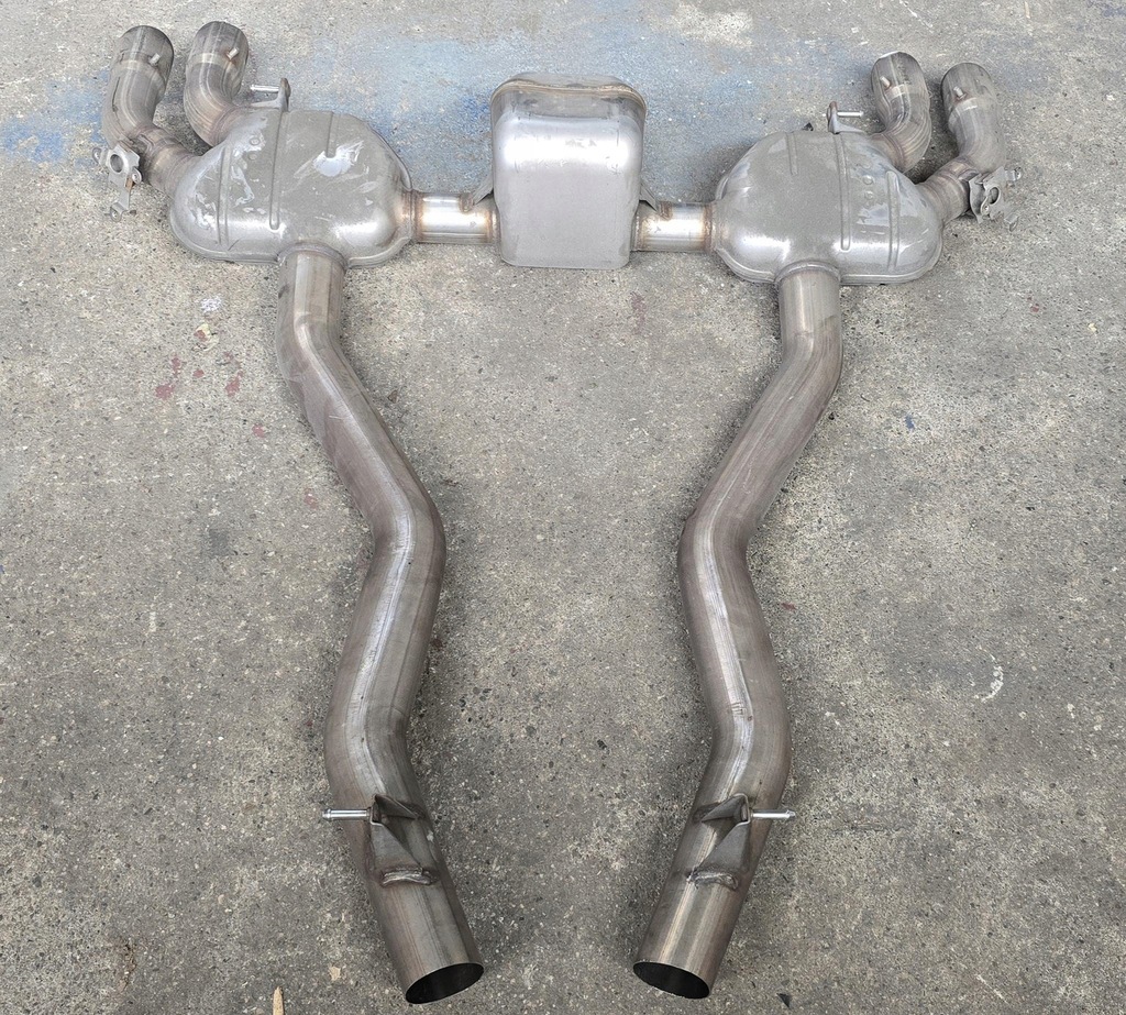 фото №11, Гаситель конечный труба выхлоп bmw m5 f90 m8 f91 f92 f93 8071133 8071111