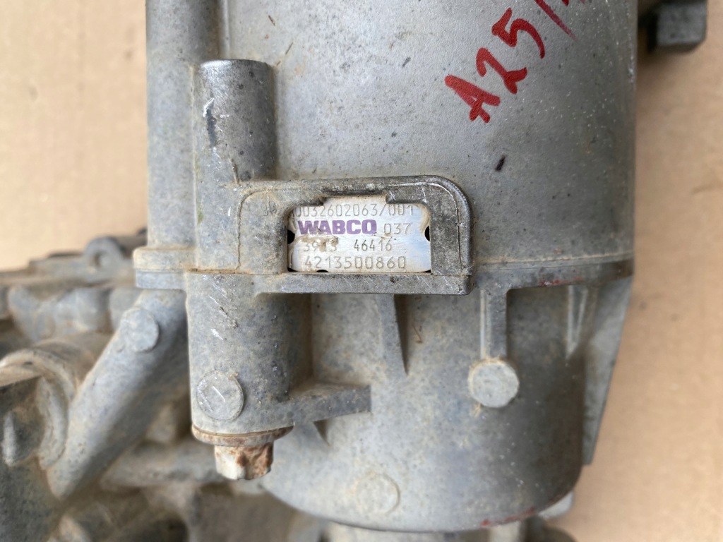 Купити Привід wabco коробка передач передач циліндр підсилювач 0032602063 оригінал