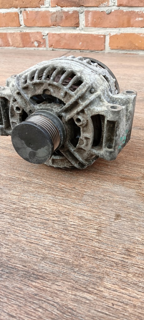 фото №1, Генератор jeep grand cherokee ii wj, wg a0121544802 2.7l дизель 2004