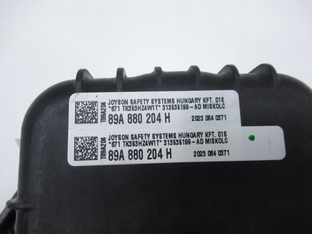 Панель приладів приладова панель  подушка безпеки audi q4 e-tron 89b857001 оригінал 2023r Оригінал